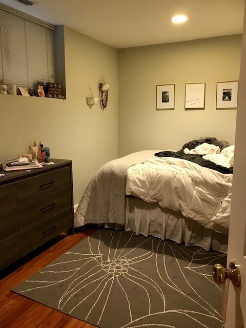 Building Photo - 3216 N Racine Ave