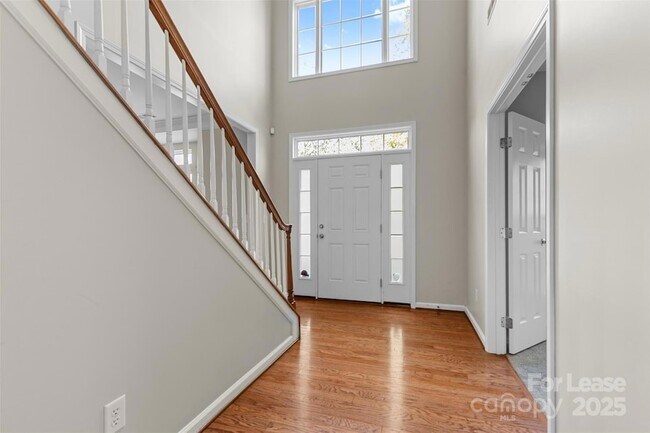 Building Photo - 5006 Rosewater Ln
