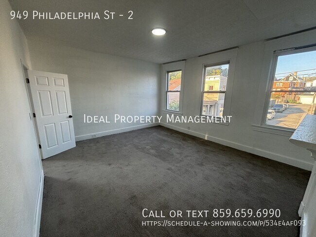 Building Photo - 949 Philadelphia St