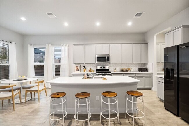 Building Photo - 11102 1/2 Charger Way-SI ID1363554P