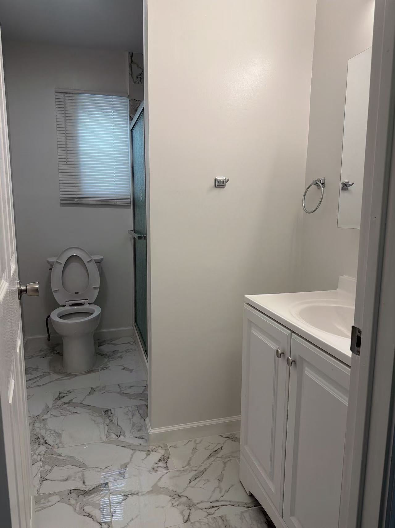 Building Photo - 1027 Keyes Ave