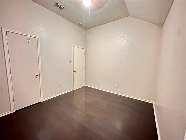 Building Photo - 3531 Tamarack Dr