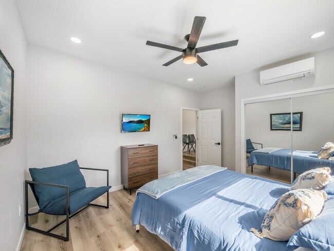 Building Photo - 95-148 Waimakua Dr