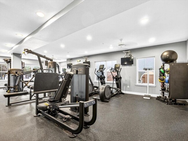 Building Photo - Downtown stunner! 1-Bed / 1-Bath in the Gr...