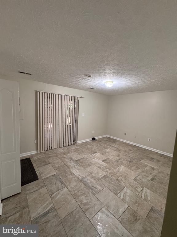 Building Photo - 9805 Doubletree Terrace