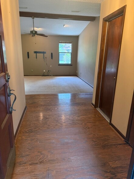 Building Photo - 3956 Cedar Cove Ln