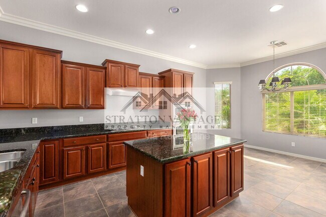 Building Photo - 7150 W Heritage Way