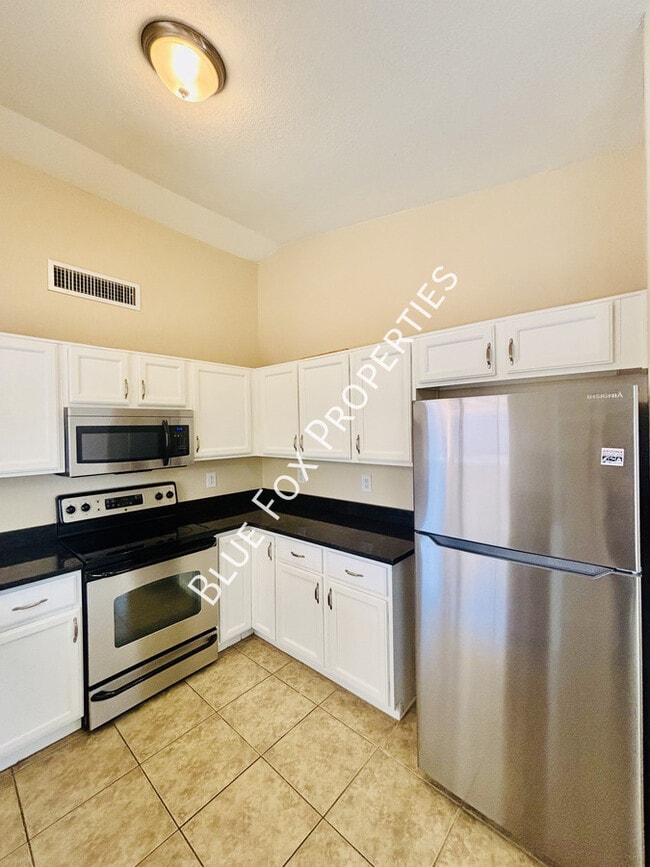 Building Photo - 4775 S Wild Rose Dr