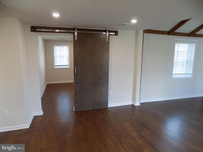 Building Photo - 114 N Penrose St