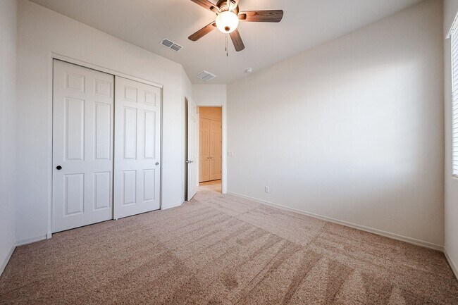 Building Photo - 4 Bedroom Home in Asante Community