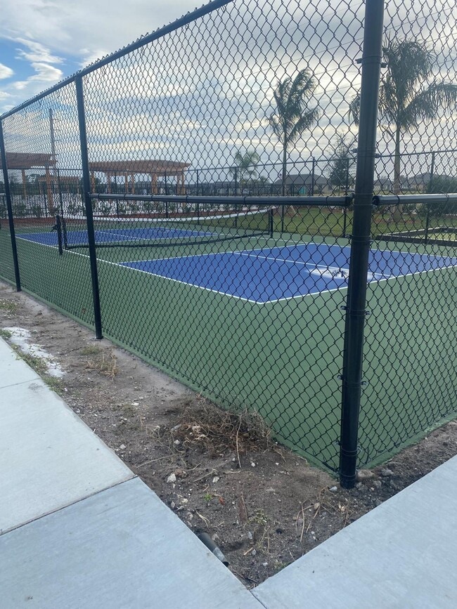 Building Photo - 7418 Tourmaline Dr