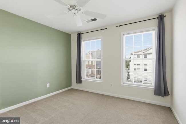 Building Photo - 24699 Siltstone Square