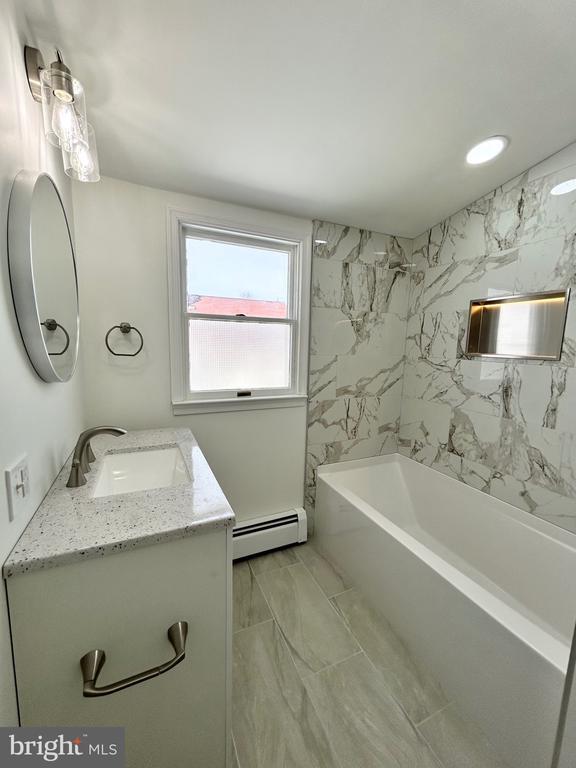 Building Photo - 1007 Ripley St