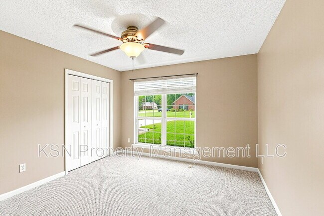 Building Photo - 17 Arbor Ridge Way