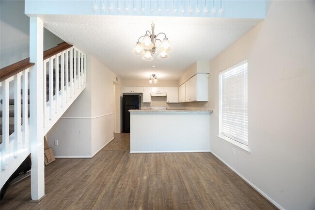 Building Photo - 13483 Garden Grove