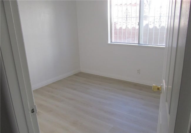 Building Photo - 3864 Red Rock St