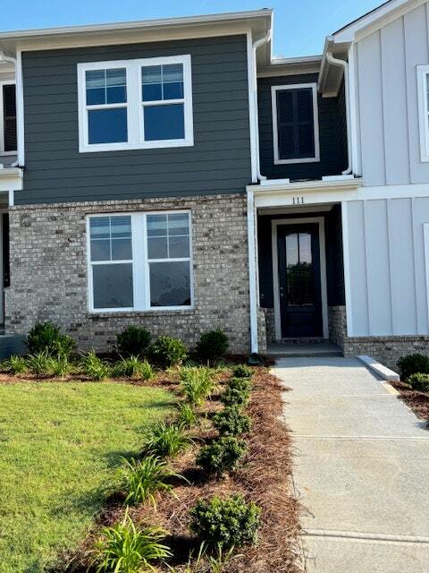 Building Photo - 111 Park Ridge Cir