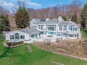 Building Photo - 19 Mallard Dr