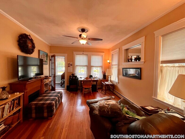 Primary Photo - 101 Farragut Rd