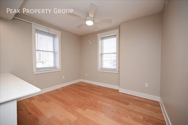 Building Photo - 433 E 13th St