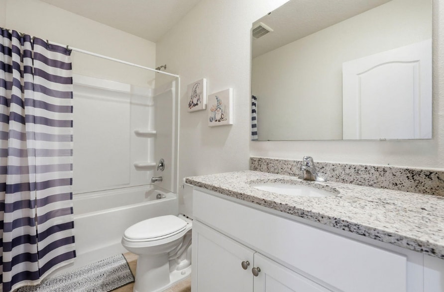 Building Photo - 986 Lido Dr