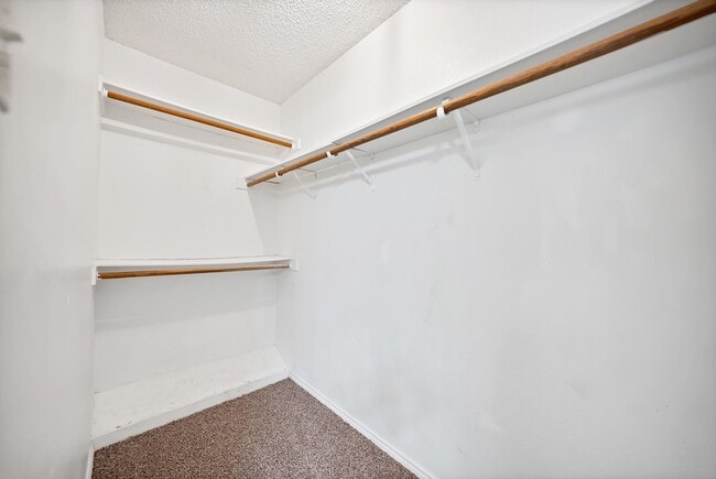 Building Photo - 4308 Elliott Oaks Dr