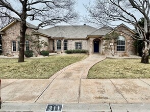 Building Photo - 311 Longhorn St