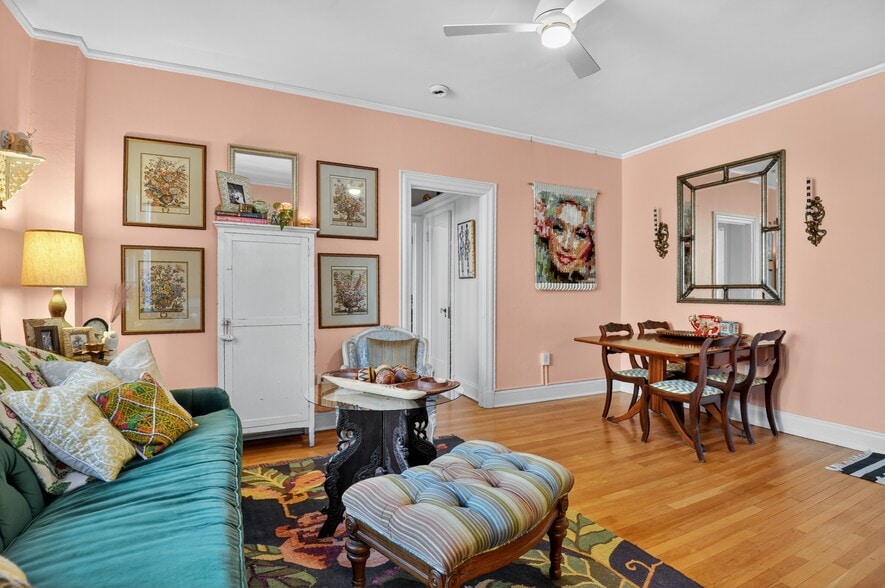 Living area - 2032 Belmont Rd NW