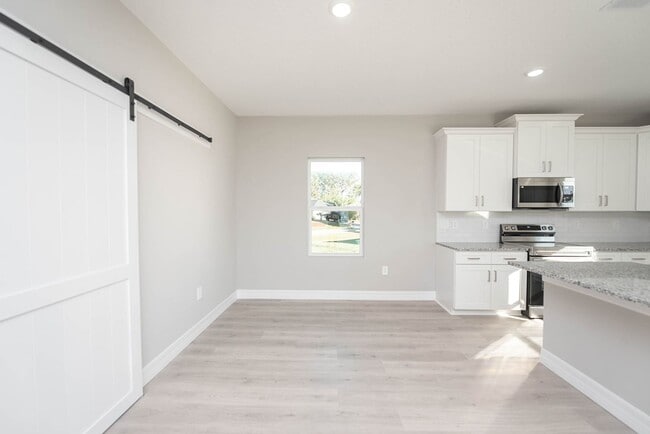 Building Photo - Peaceful and Private setting new construct...