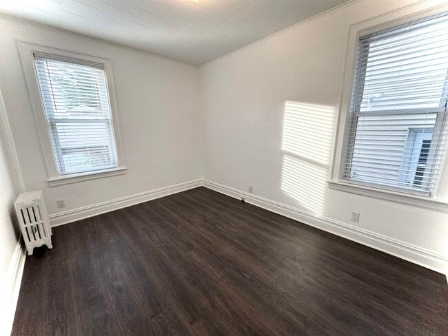 Building Photo - 25 Kelly Pkwy