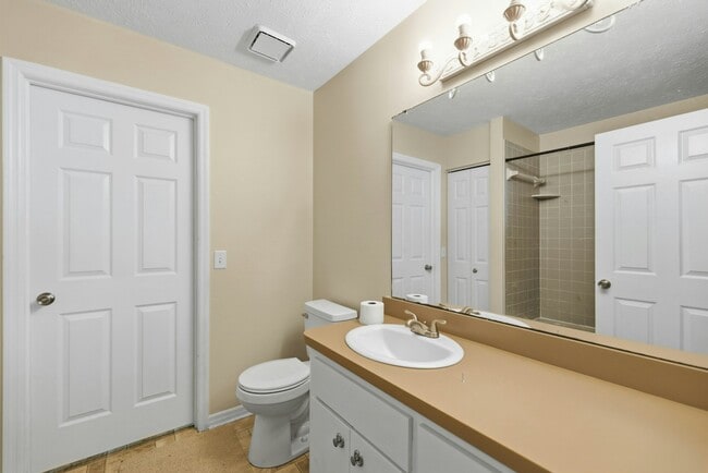 Building Photo - 408 Etheredge St