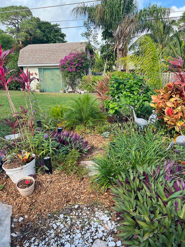 Building Photo - 8715 SE Alabama Pl