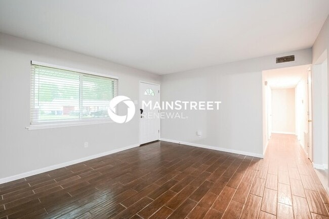 Building Photo - 4 Bedroom Pet-Friendly Home in FLORISSANT,...