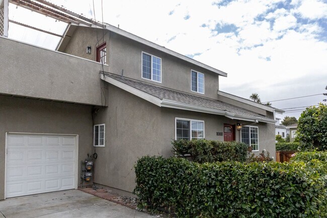 Primary Photo - 1000-1006 Tilton