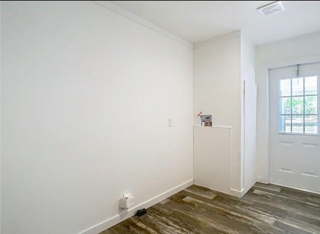 Building Photo - Brookridge 55 + community