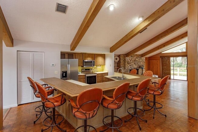 Building Photo - 8728 FL-33