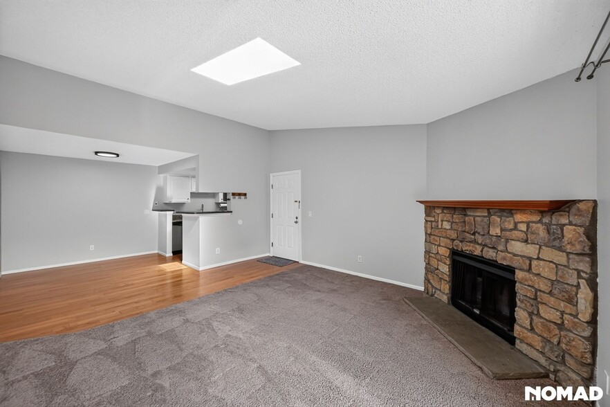 Building Photo - 8225 S Fairmount Dr
