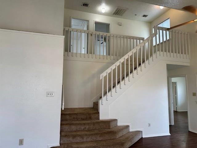 Building Photo - 8504 Willow Creek Ct