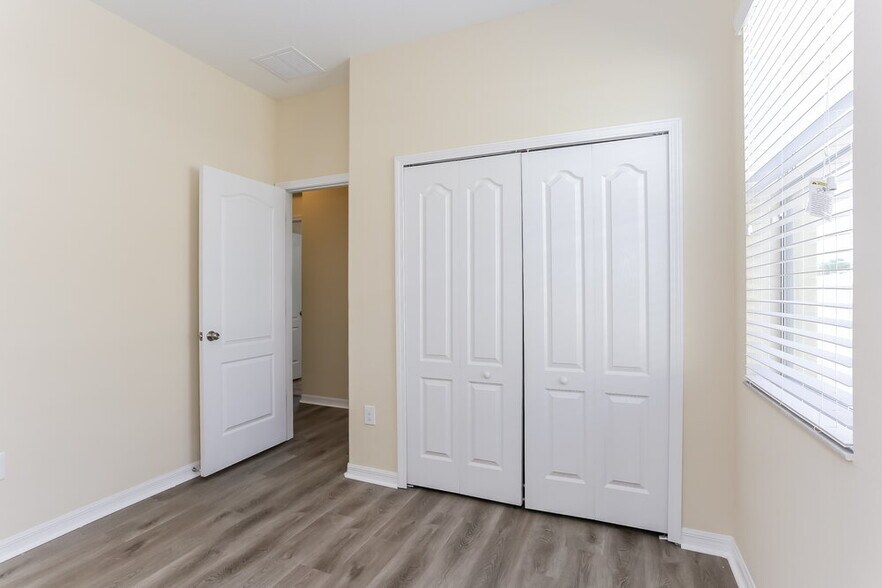 Building Photo - 2458 Dovesong Trace Dr