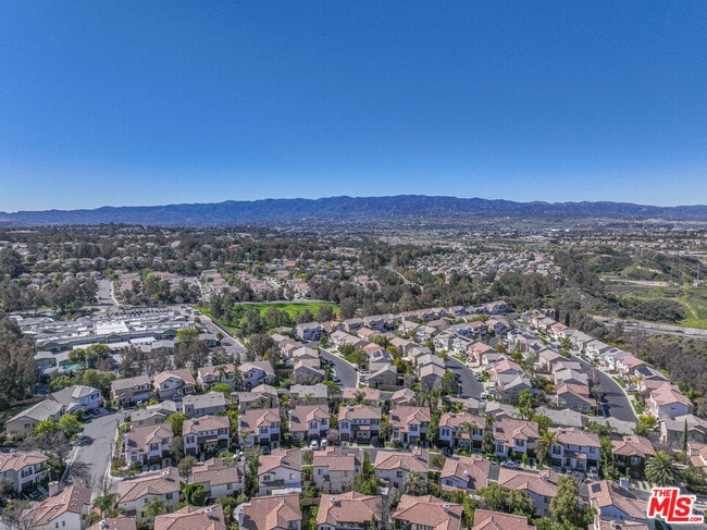 Building Photo - 27887 Skycrest Cir Dr