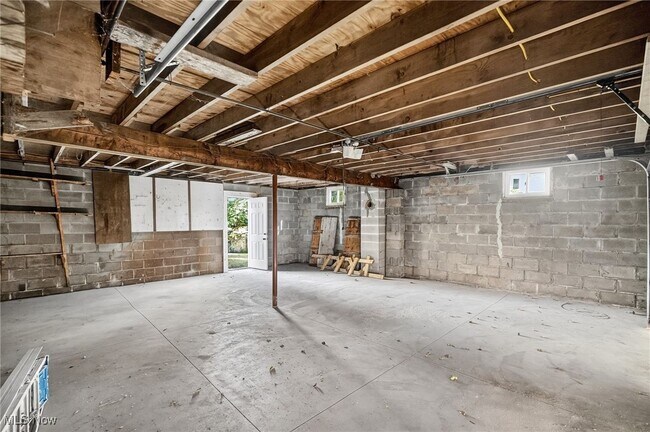 Building Photo - 2185 Stahl Rd
