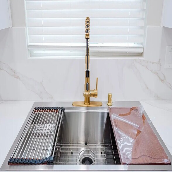 Building Photo - 16840 Superior St