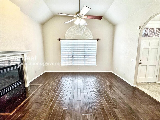 Building Photo - 13324 East 75th St N