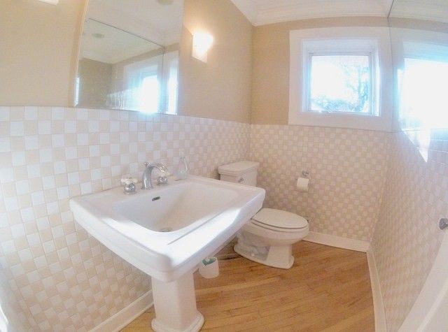 Half Bath - 11194 Bell Rd