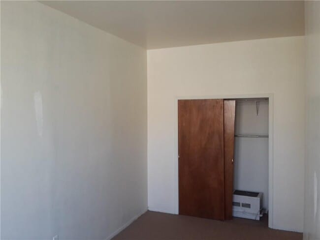 Building Photo - 198 Rogers Ave