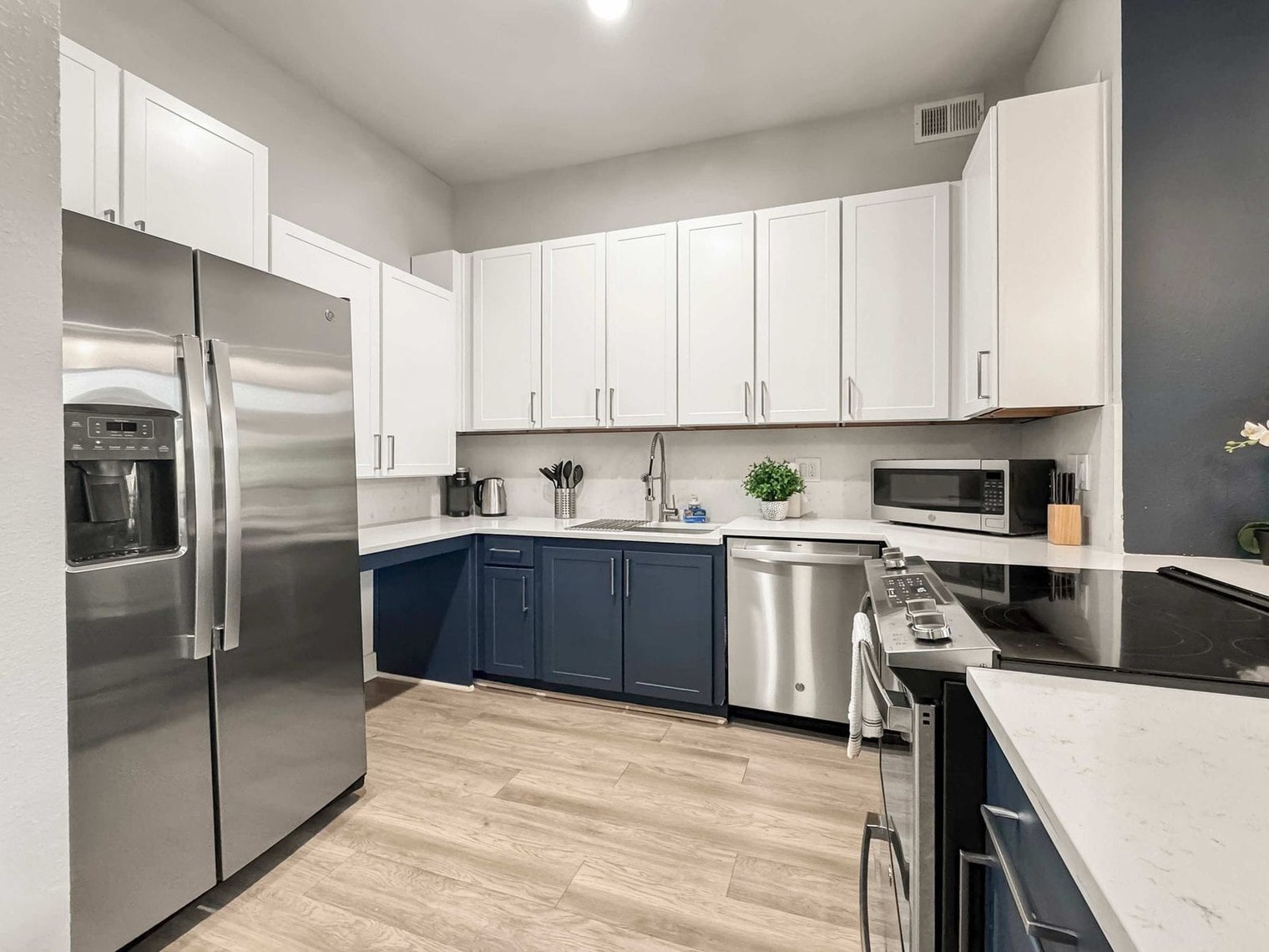 Building Photo - 2901 Indiana St