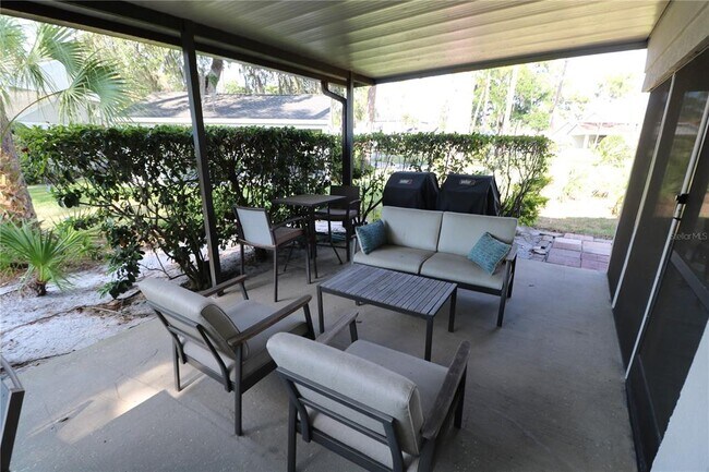 Building Photo - 5424 Saddlebrook Way