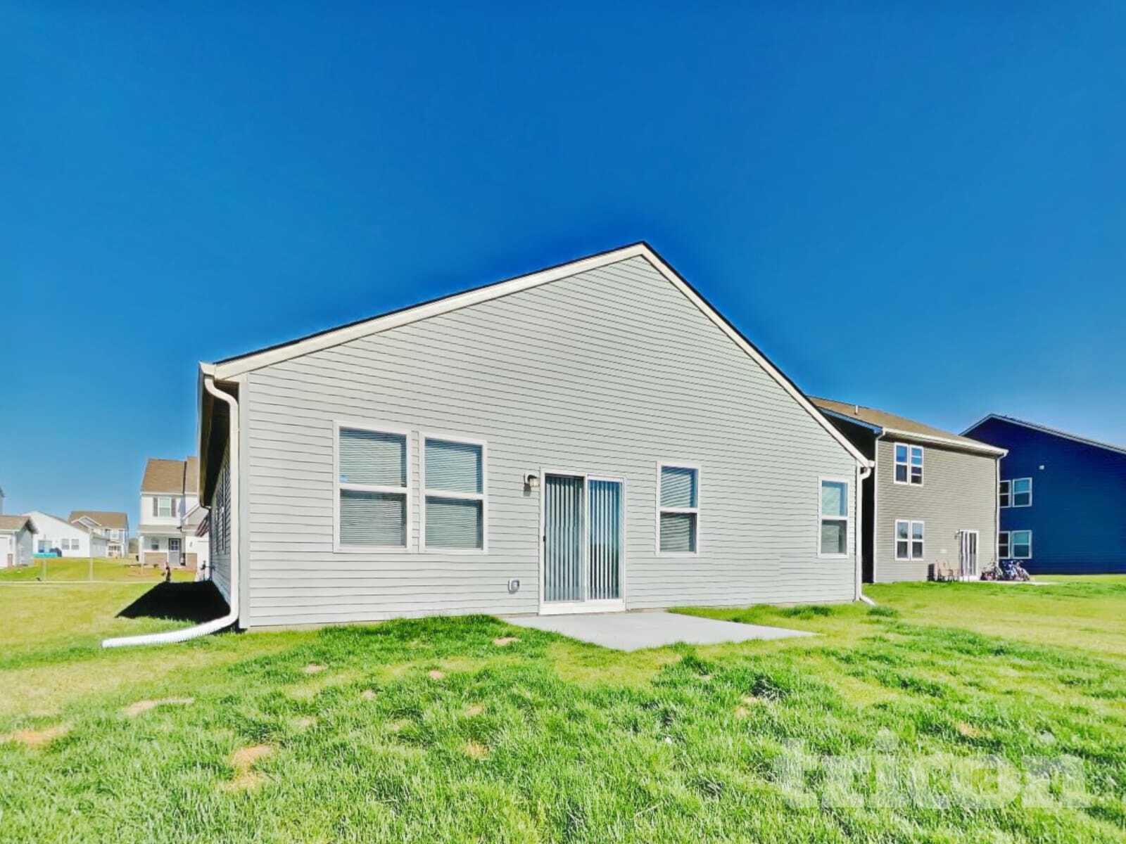 Building Photo - 224 Bluestem Ln