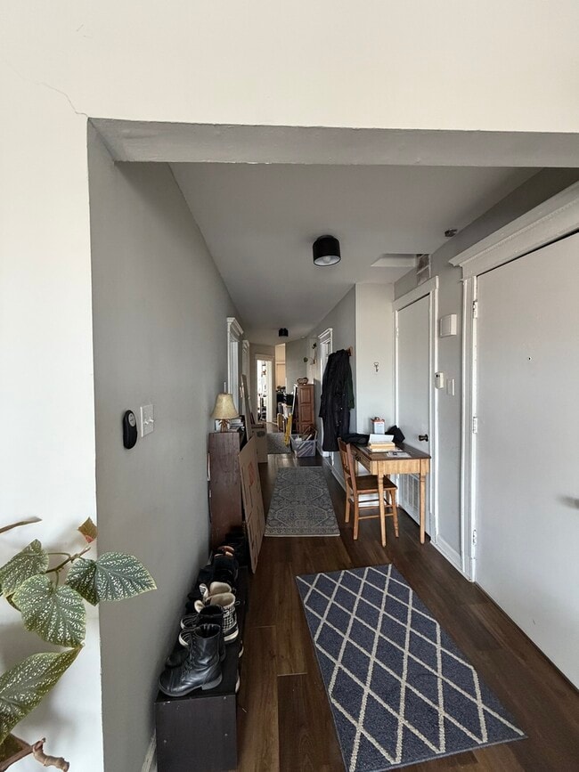 Building Photo - 3339 W Adams St