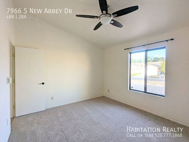 Building Photo - 7966 S New Abbey Dr